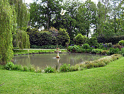 Katikati Bird Gardens